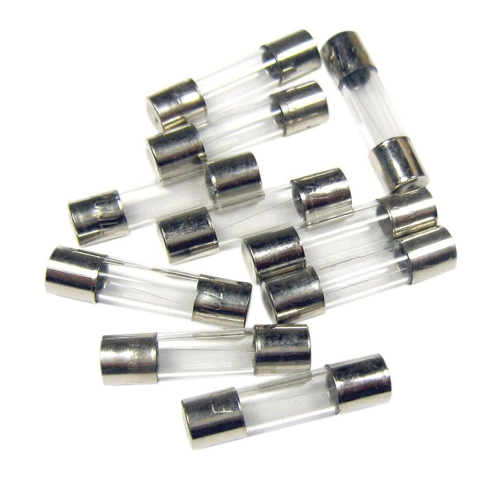 Assorted glass fuses, 1A-50A (20mm-30mm) for automotive and electrical use
